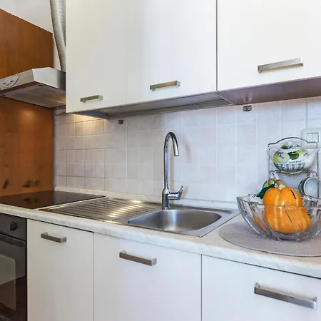 Apartamento Awesome In With Wifi