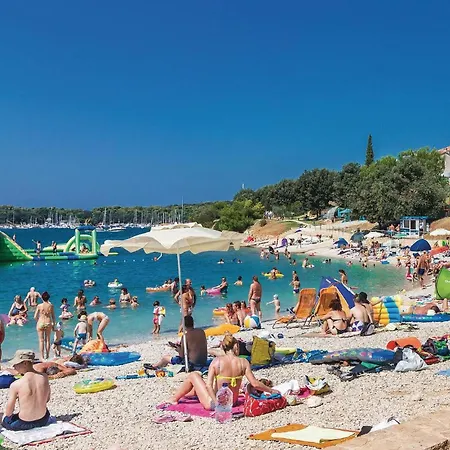 Awesome In With Wifi Apartamento Pula