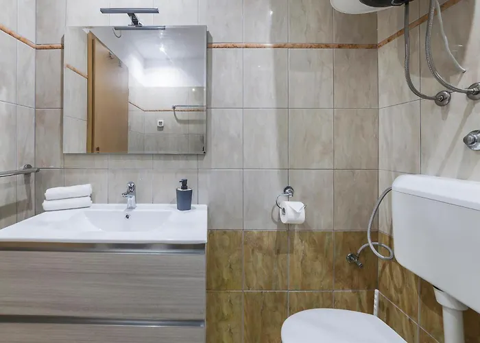 Appartamento Awesome In With Wifi Pola