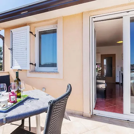 Apartament Awesome Apartment In Pula With Wifi